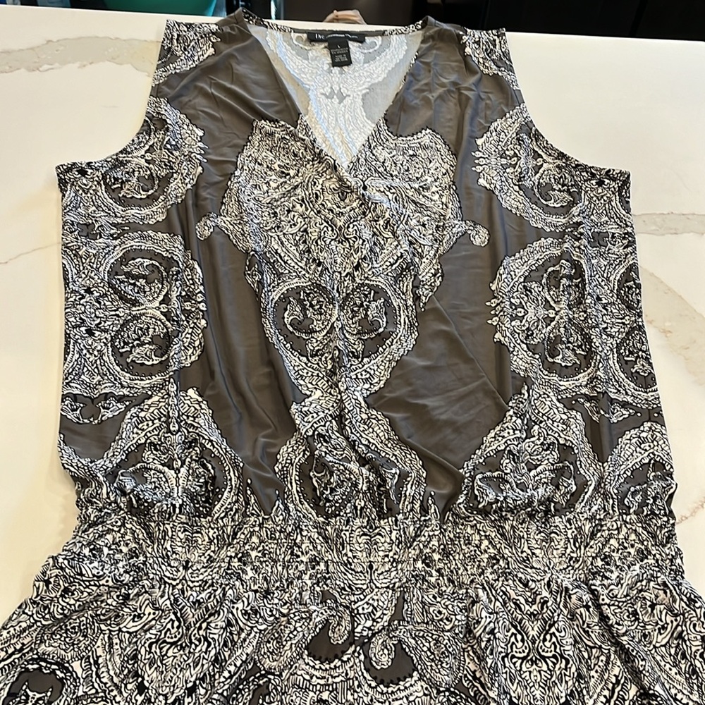 I.N.C. International Concepts Romper in Gray & White. Crisscross top with snap.